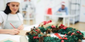 Llego la época de Navidad y algunas empresas se destacan por ofrecer excelentes beneficios a sus empleados para agradecerles por la gestión realizada.